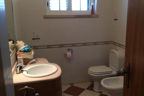 Downstairs bathroom