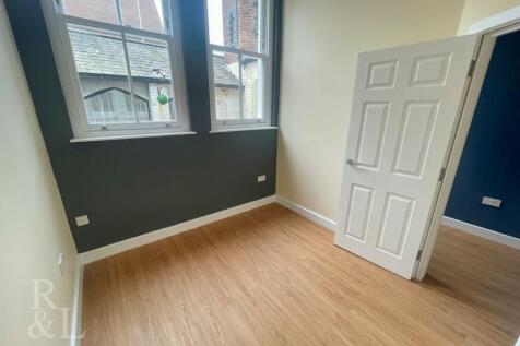 5 Regency Square Flat 1.jpg