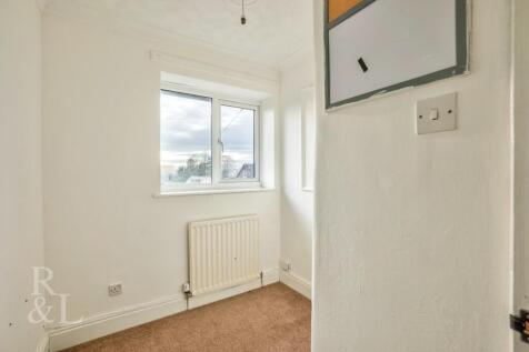 26 Vicarage Road (16).jpg