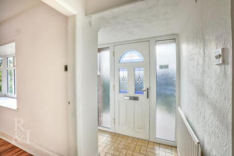 26 Vicarage Road (5).jpg