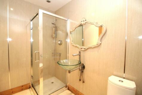 Bedroom 2 En Suite