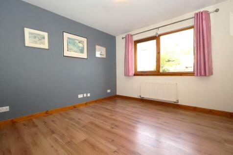 Principal Bedroom (downstairs)
