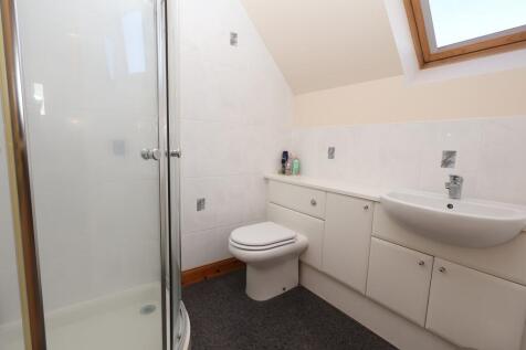 Principal Bedroom En Suite