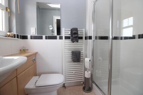 Bedroom 2 En Suite