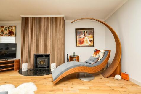 Lounge Additional