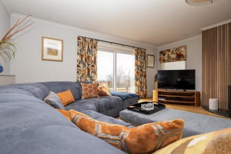 Lounge Additional