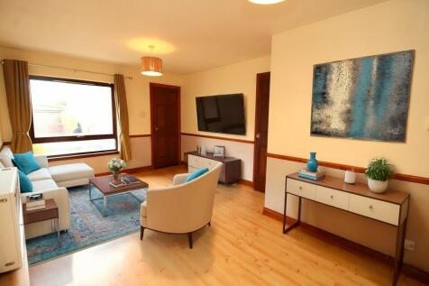 Lounge - STAGED
