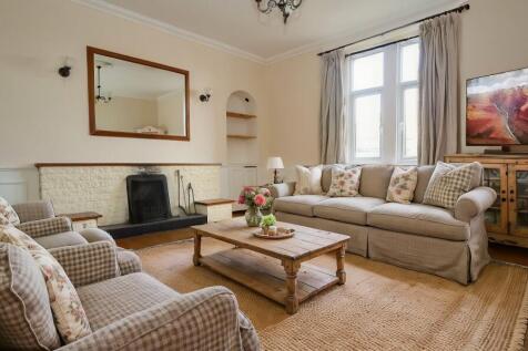 Lounge - STAGED