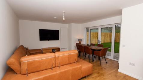 Lounge/Kitchen/Dining Room