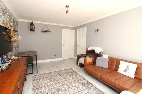 Lounge Additional