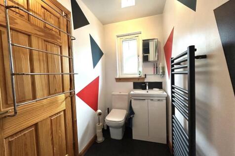 Principal Bedroom En Suite