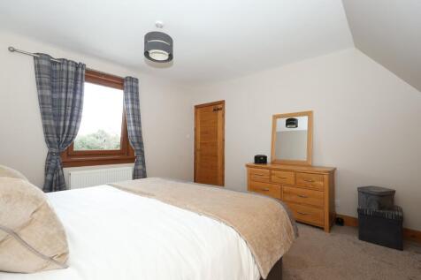 Principal Bedroom - STAGED