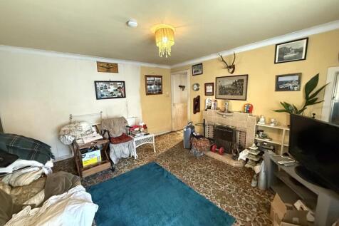 Dining Room/ Family Room