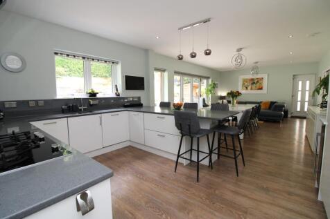 Kitchen/ Diner/ Family Room