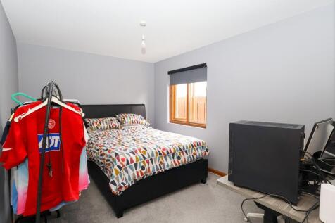 Bedroom 4 (downstairs)