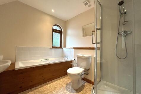 Bedroom 2 En Suite