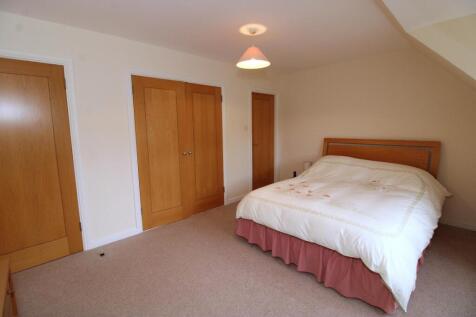 Principal Bedroom En Suite