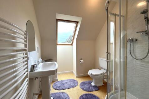 Bedroom 2 En Suite