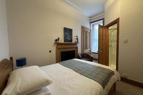 Bedroom 1 (downstairs)