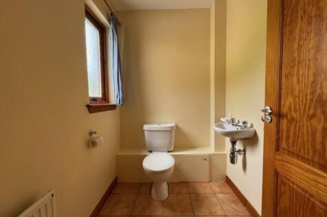 Principal Bedroom (downstairs)