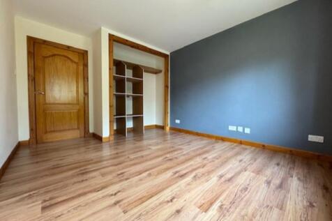 Principal Bedroom - STAGED