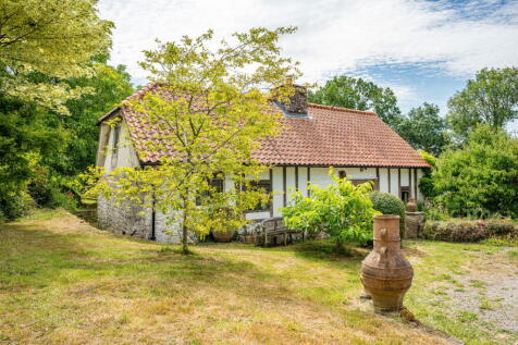 Property Image 4