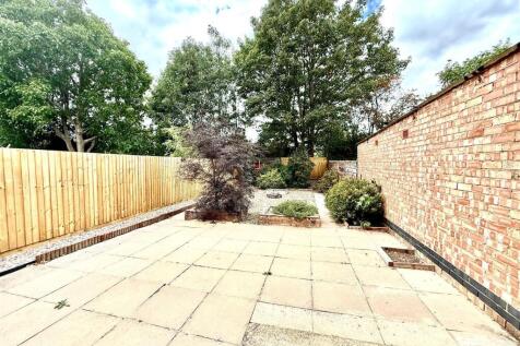 22 Willoughby Garden.jpg