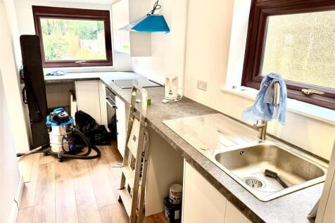 22 Willoughby Kitchen.jpg