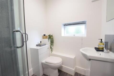 Room 2 En Suite