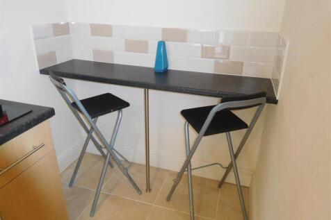 Breakfast Bar in Kitchen