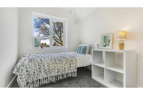 Bedroom Three/Study