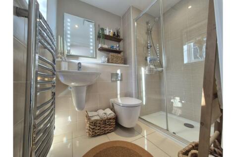 Master En-suite