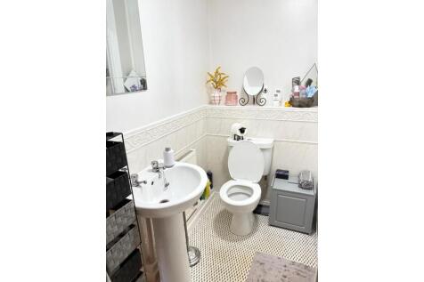 Apartment Bathroom