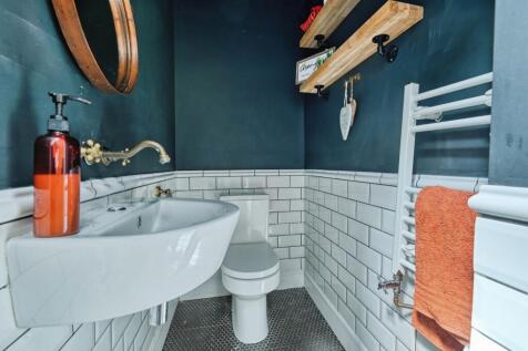 Downstairs Bathroom