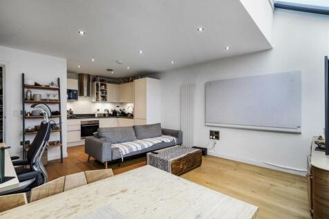 Apartment 704, Margerie Court - t39gd2oULyNADg9xC9