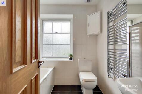 8_Bathroom_7.jpg