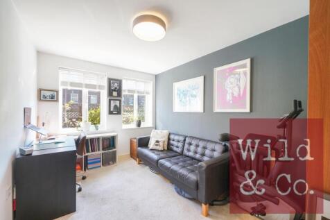 Flanders House - r6HkoNEYs6xRHHgO36Hs.jpg