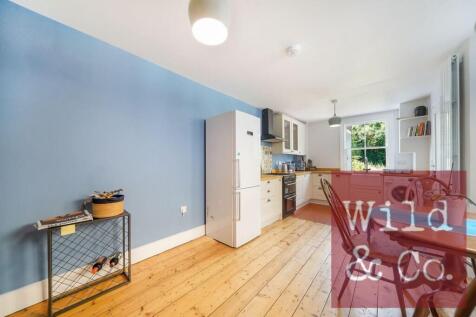 Roding Road - AmZMsnKB3w5NIe4YK9LH.jpg
