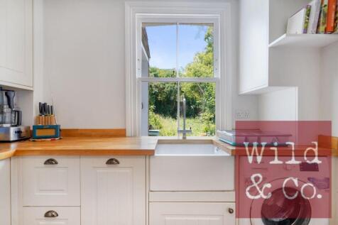 Roding Road - EzqcBQYx9dc8kqwSghvm.jpg