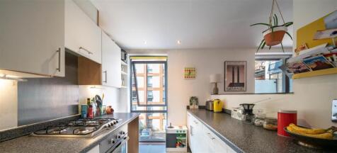 Kitchen 1.jpg