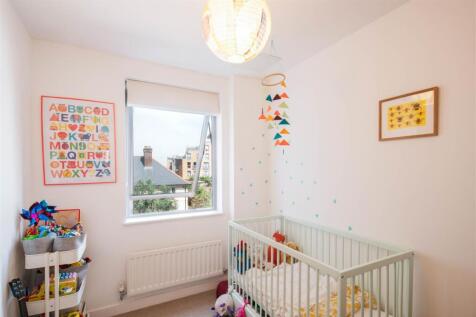 Second bedroom 1.jpg