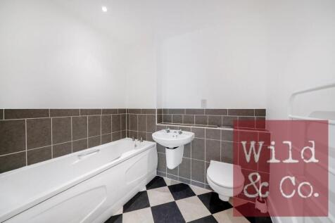 Fenland House - Vt5GDKthsfuPf3myFlQD.jpg