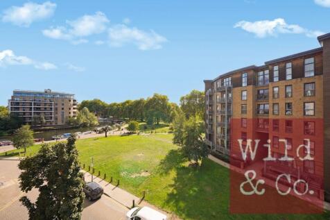 Fenland House - gwbVqF1VNO47JZFyfq5R.jpg
