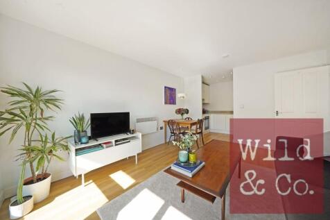 Fenland House - HAcWu9DGWoRiDFafOpNi.jpg