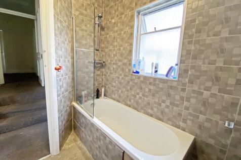 MainBathroom_b