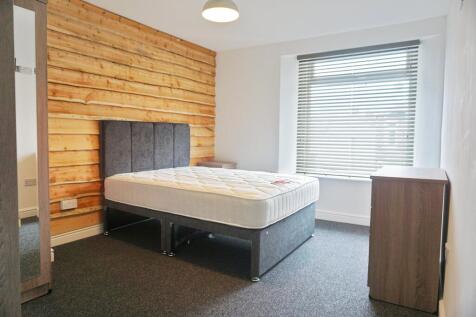 MiddleFloor_Bedroom4