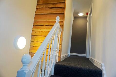 TopFloor_Hallway