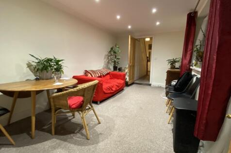SecondLounge_b