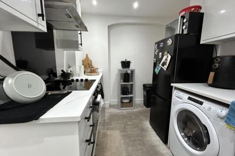 Kitchen c