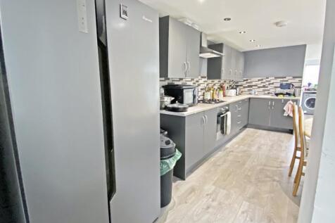 Kitchen_47Elm_a